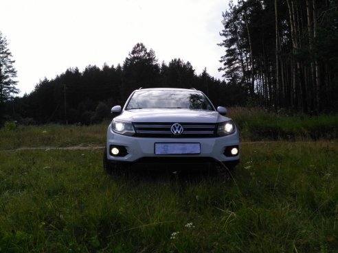 Фото Volkswagen Tiguan 2012 года