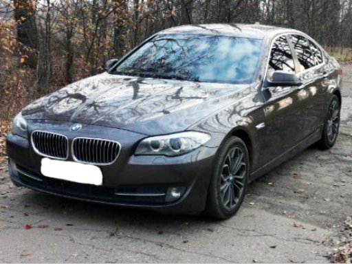 Фото BMW 5er 2012 года